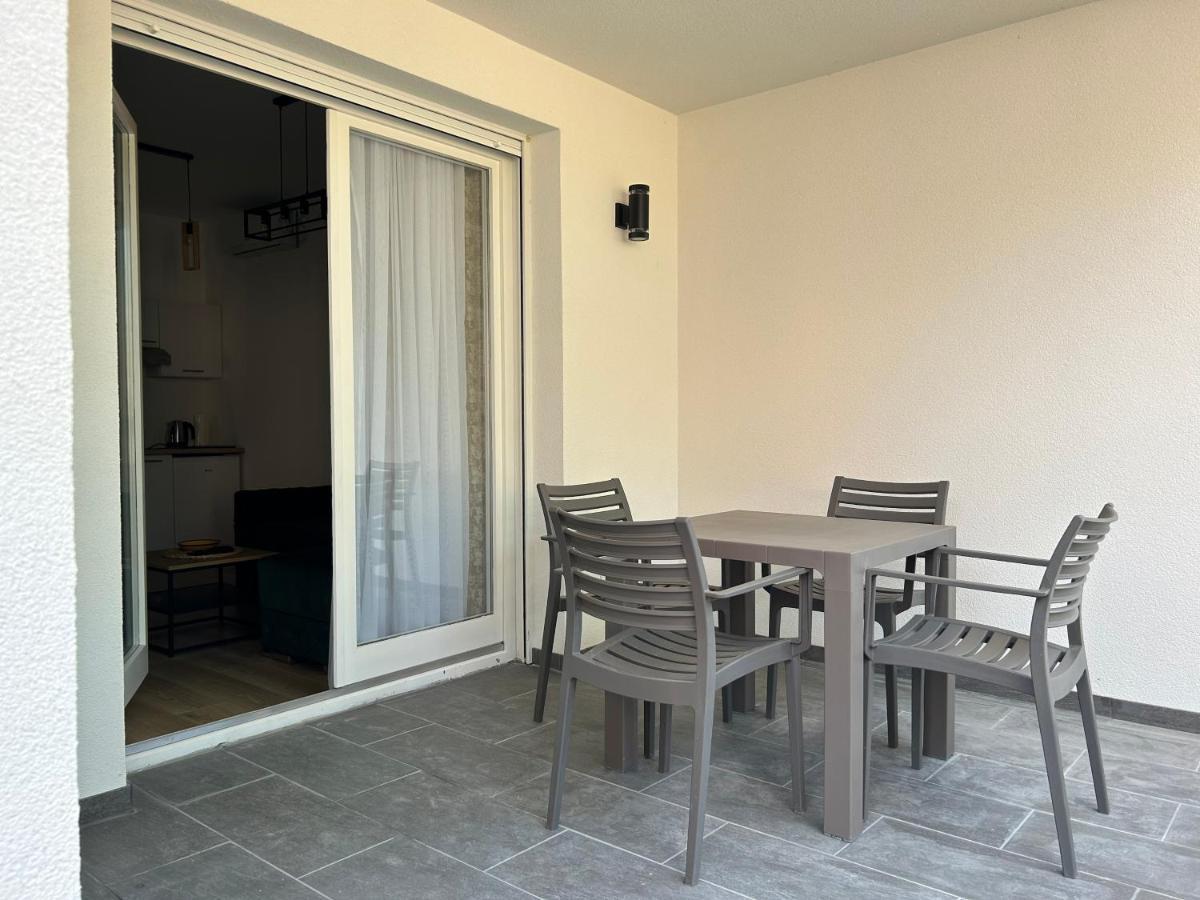 La Casa Apartments Jagodina Exterior photo